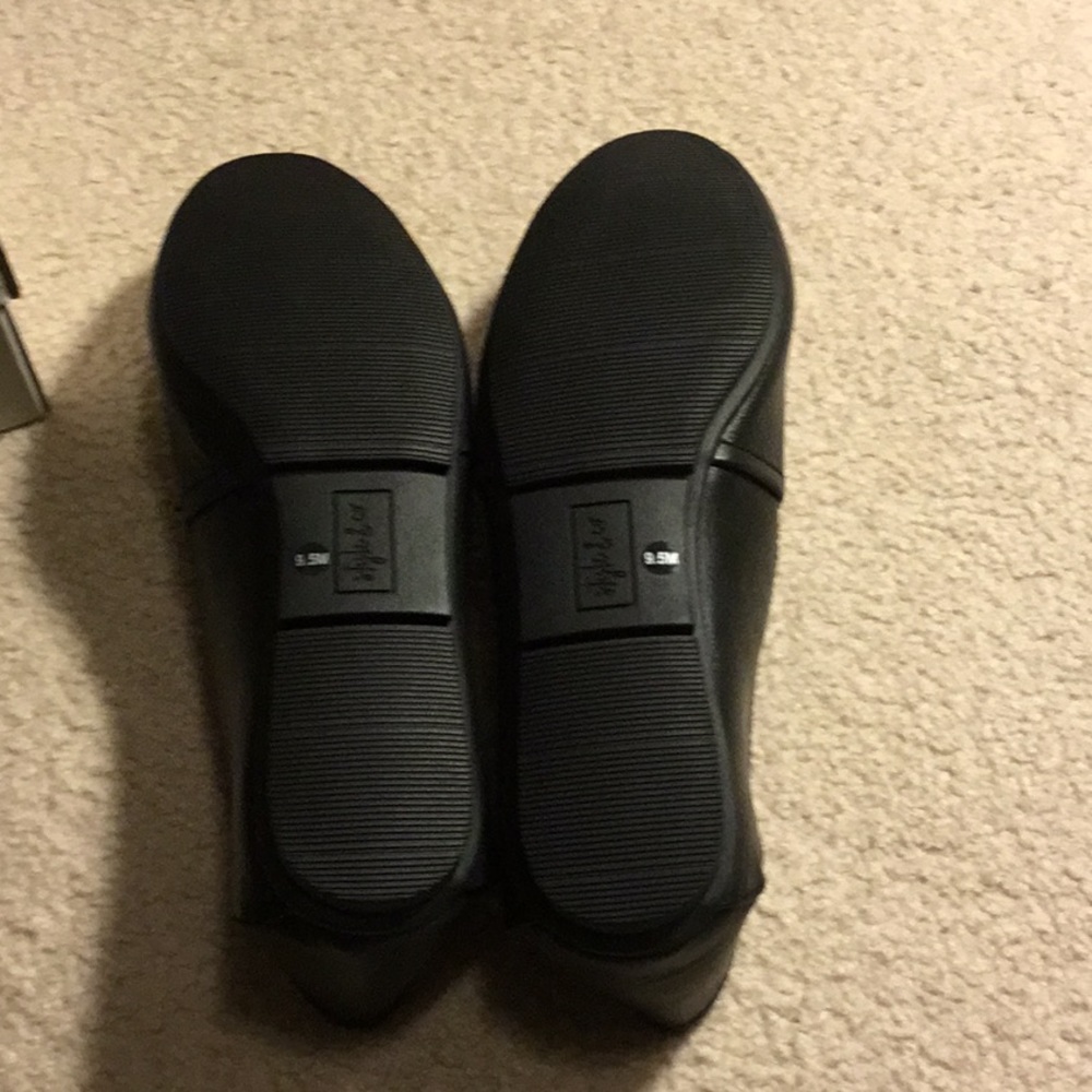 NIB black Loafers - Picture 5 of 5